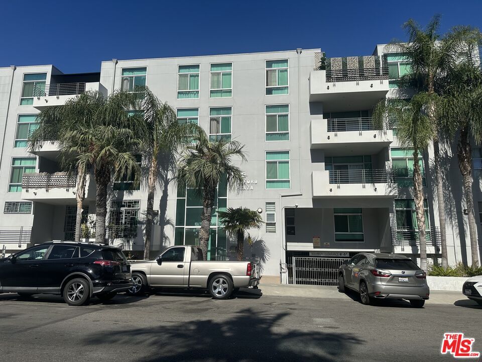 Photo - 332 S Oxford Ave Condo Unit 206