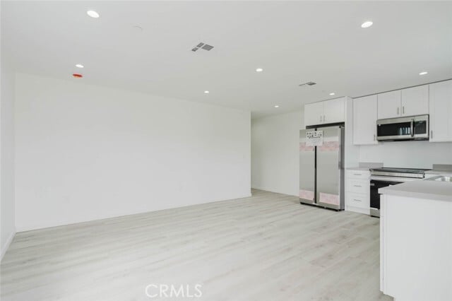 Photo - 10938 Olinda St