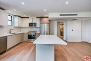 Photo - 328 N Maple Dr Unit 306