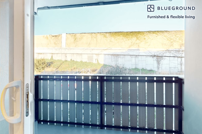 Photo - 1539 Beloit Ave Unit ID6434A