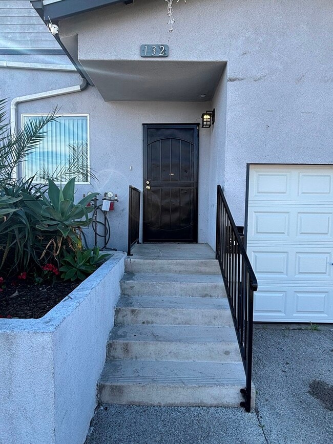Photo - 132 E 109th St
