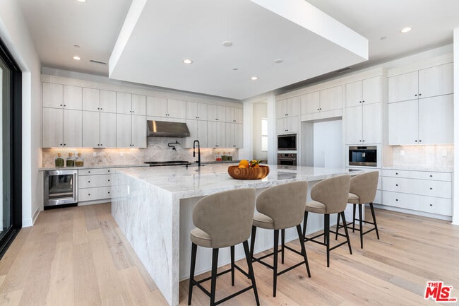 Photo - 11770 Hillsborough Ln