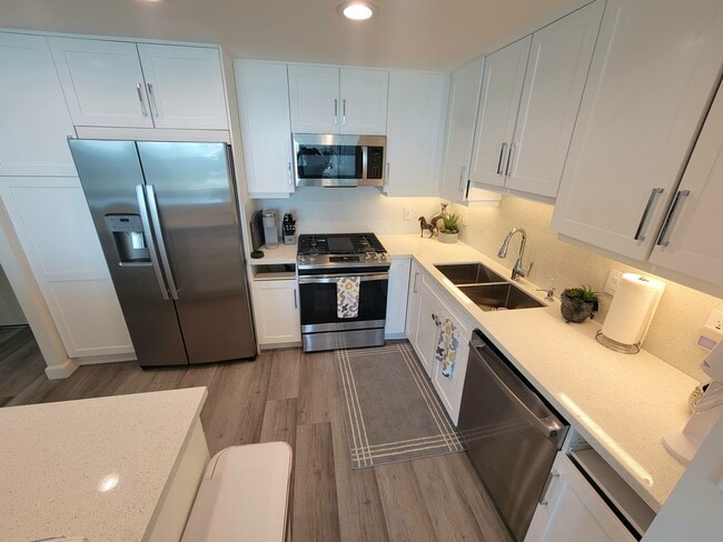 Photo - 555 Front St Unit 903