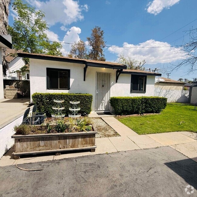 Building Photo - Charming Studio in Altadena Unit 514 Figueroa #1A Rental