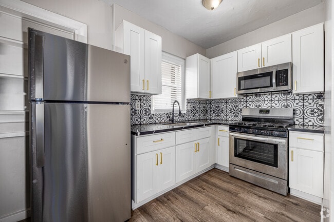 Interior Photo - Val D' Kingsley LLC