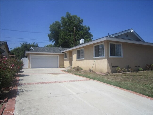 Building Photo - 18639 Liggett St