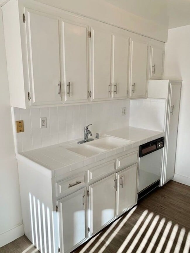 Photo - 156 Unit 156-5