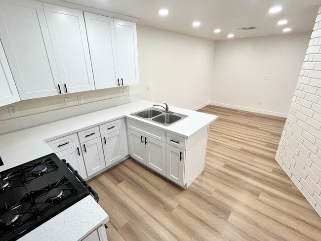 Photo - 1417 N Pennsylvania Ave