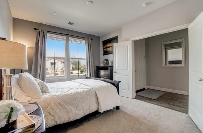 Photo - 445 Adobe Estates Dr