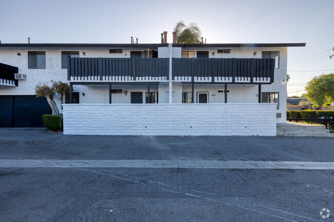 Building Photo - 3296 Franklin Ave Unit #8 Rental