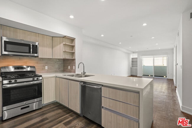 Photo - 1836 Colby Ave Unit 301