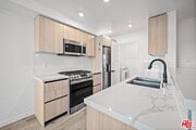 Photo - 1650 S Bentley Ave Unit 302