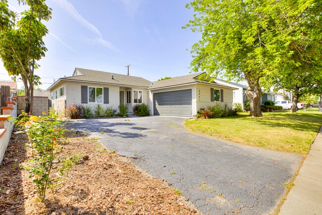 Building Photo - 8051 Etiwanda Ave