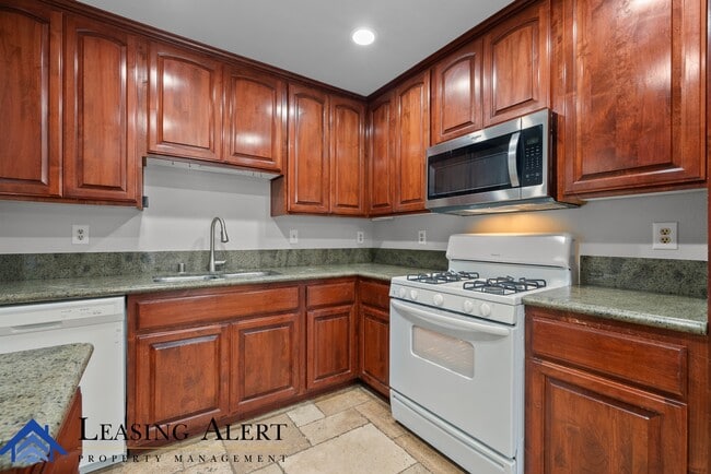 Photo - 25713 Leticia Dr