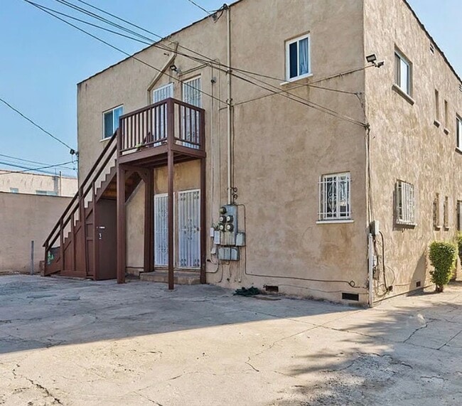Photo - 5119 W 21st St Unit 3