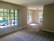 Photo - 108 N Kenwood St House