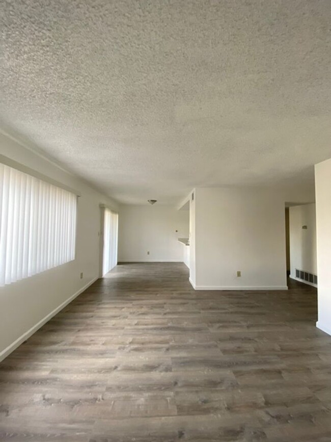 Completely Remodeled Colton Condo in Gated... - Completely Remodeled Colton Condo in Gated...