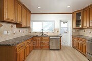 Photo - 1827 Hill Dr Unit 1827