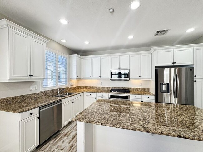Photo - 3011 Cole Grade Dr