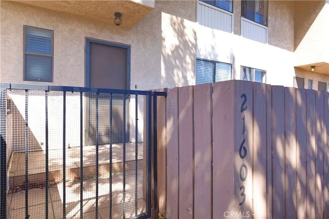 Building Photo - 21603 Villa Pacifica Cir Unit 32
