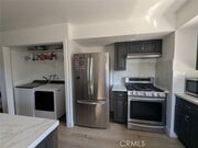 Photo - 200 W 37th St