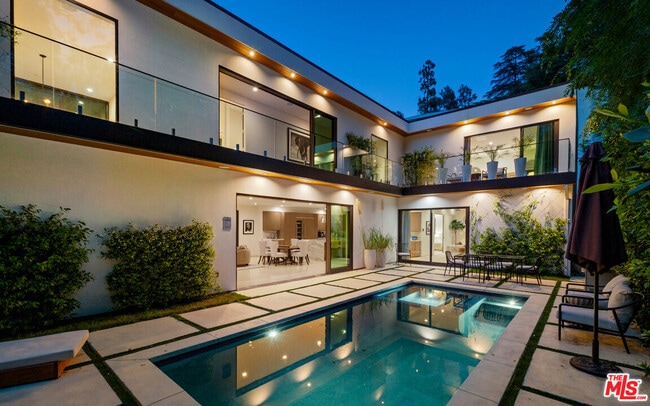 Photo - 1884 Laurel Canyon Rd House