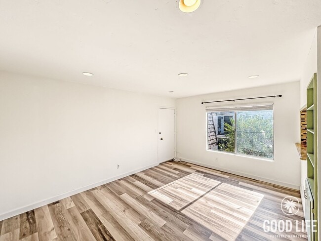 Photo - Beautiful 1BD/1BA W/ Laundry On-Site and Reserved Parking in Corridor!