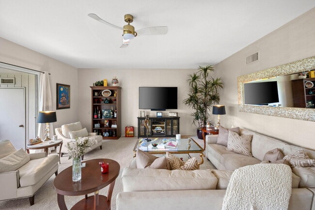 Photo - 45690 Pawnee Rd