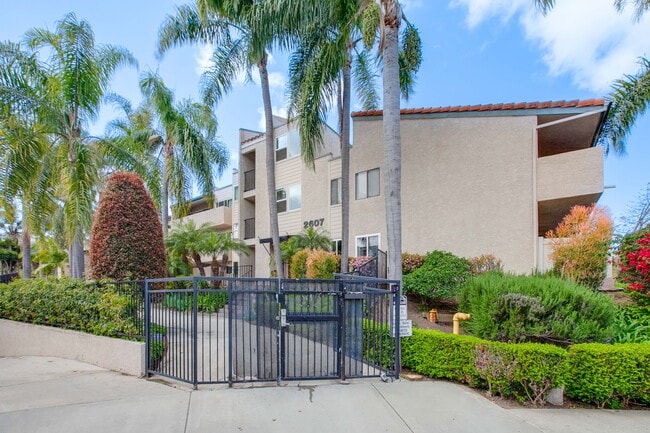 Photo - 2625 Pirineos Way Townhome