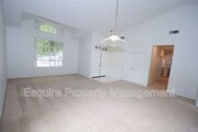 Photo - 1821 La Quinta Ln