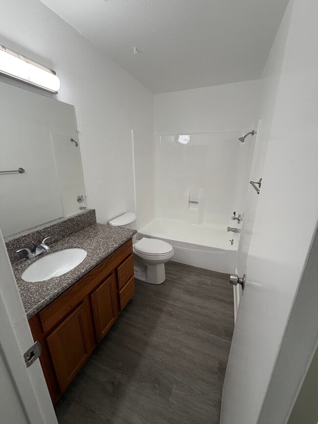 Photo - 8758 Lomita Dr Unit B