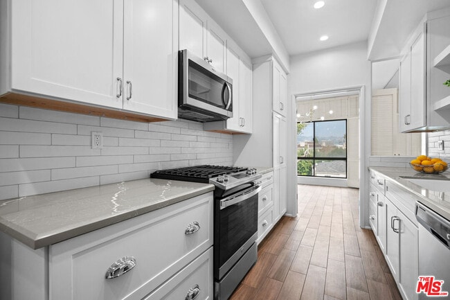 Photo - 1167 S Roxbury Dr Unit 301