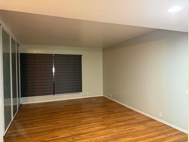 Photo - 3200 S Sepulveda Blvd Unit QMNC  J23