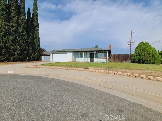 Building Photo - 1602 James Ct