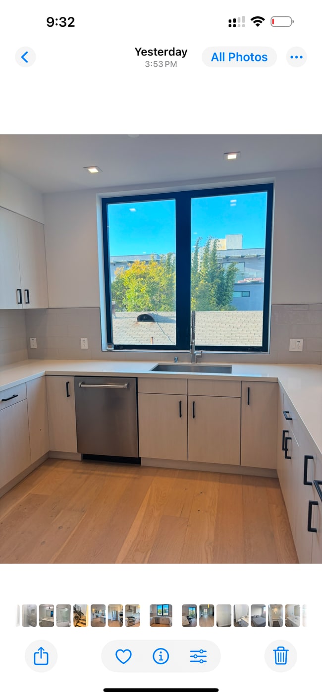 Photo - 2432 Penmar Ave Unit 202