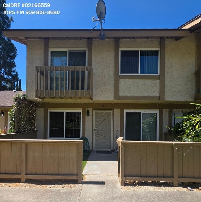 Building Photo - Diamond Bar 3 Bedroom Condo