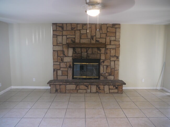 Photo - Fully Remodeled 4-Bedroom Home for Rent – Move-In Ready