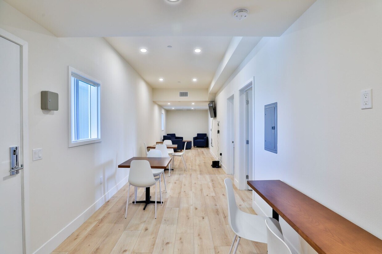 Floor Plan - 1073 Exposition Blvd Unit 404