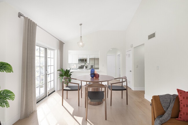 Photo - 1133 25th St - Parkview Santa Monica