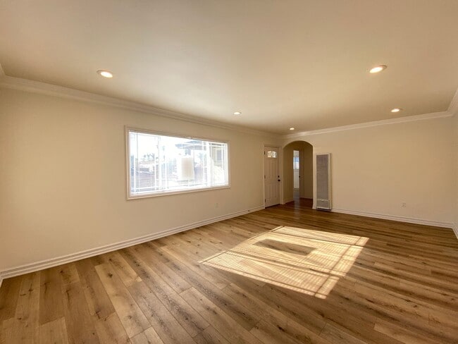 Photo - Home in Oceanside, Close to Mission Beach!