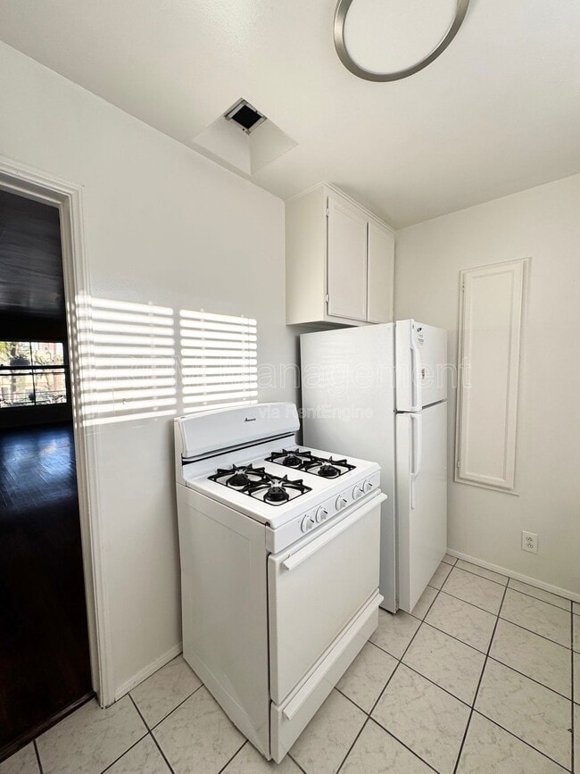 Photo - 7030 La Tijera Blvd Unit 7030 1/2