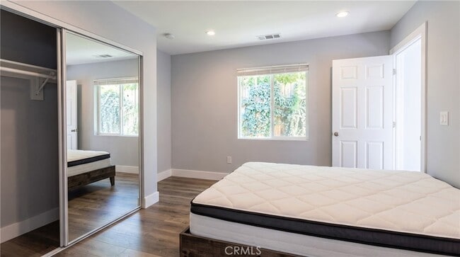 Photo - 8216 Encino Ave