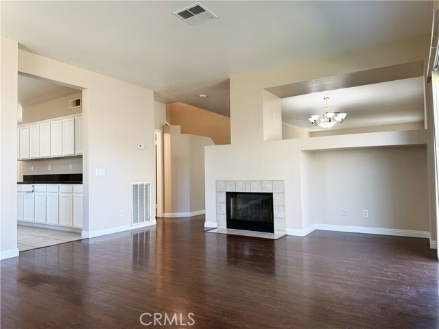 Photo - 6569 Gladiola St
