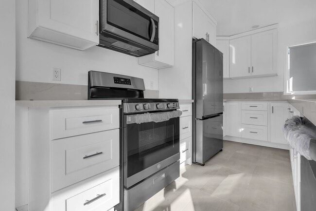 Photo - 1155 W Exposition Blvd Unit Studio- C