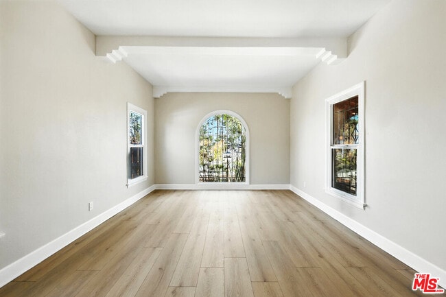 Photo - 8853 S Halldale Ave