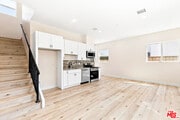 Photo - 16698 Moorpark St House