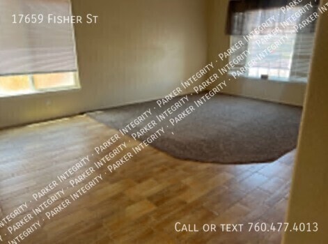 Photo - 17659 Fisher St