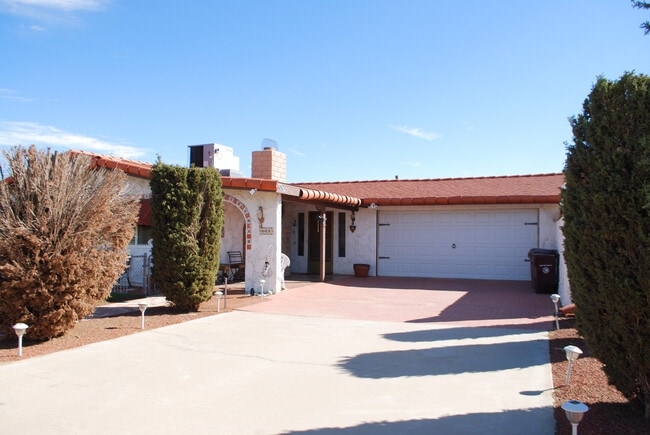 Photo - 6817 Warren Vista Ave