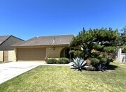 Photo - Lovely Home with 3 bedrooms, 2 bath plus o...