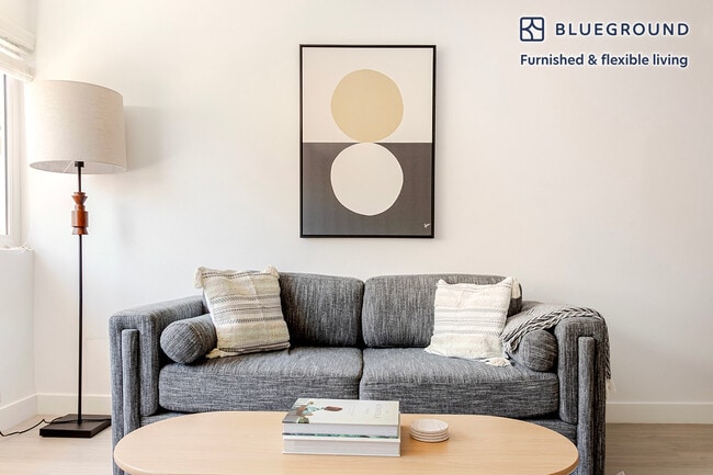 Photo - 4444 Hazeltine Ave Unit FL2-ID1412